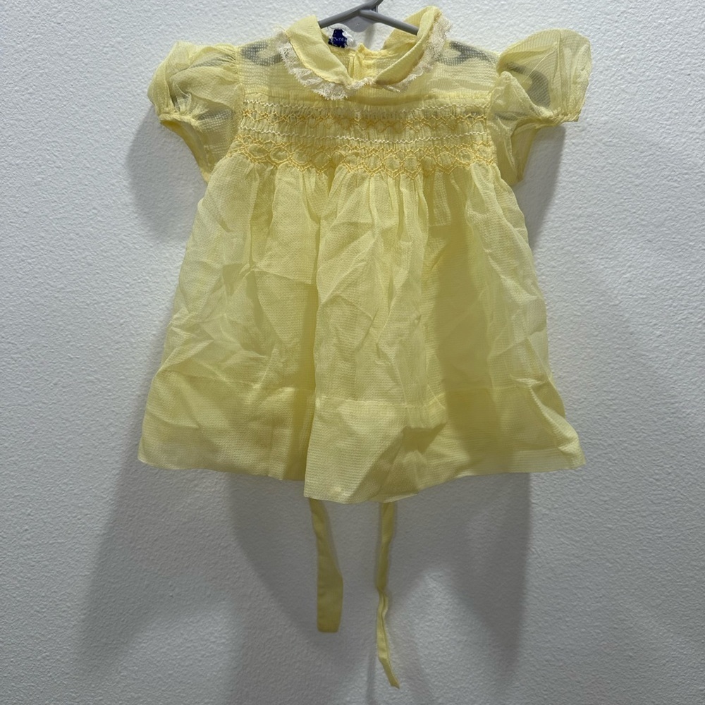 Polly Flinders Vintage hand smocked Yellow Baby Dress Lace Details spring Easter